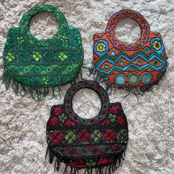 Beautiful beaded purses - Picture 1 of 6